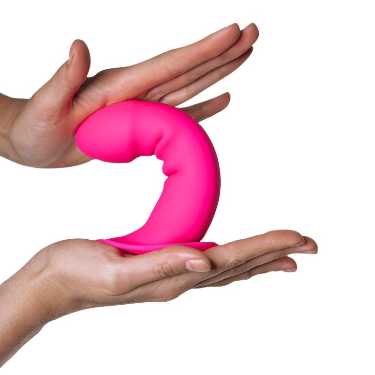 Dildo rozi 16,7 cm - Hitsens 2 prikaz fleksibilnosti u ljudskoj ruci.