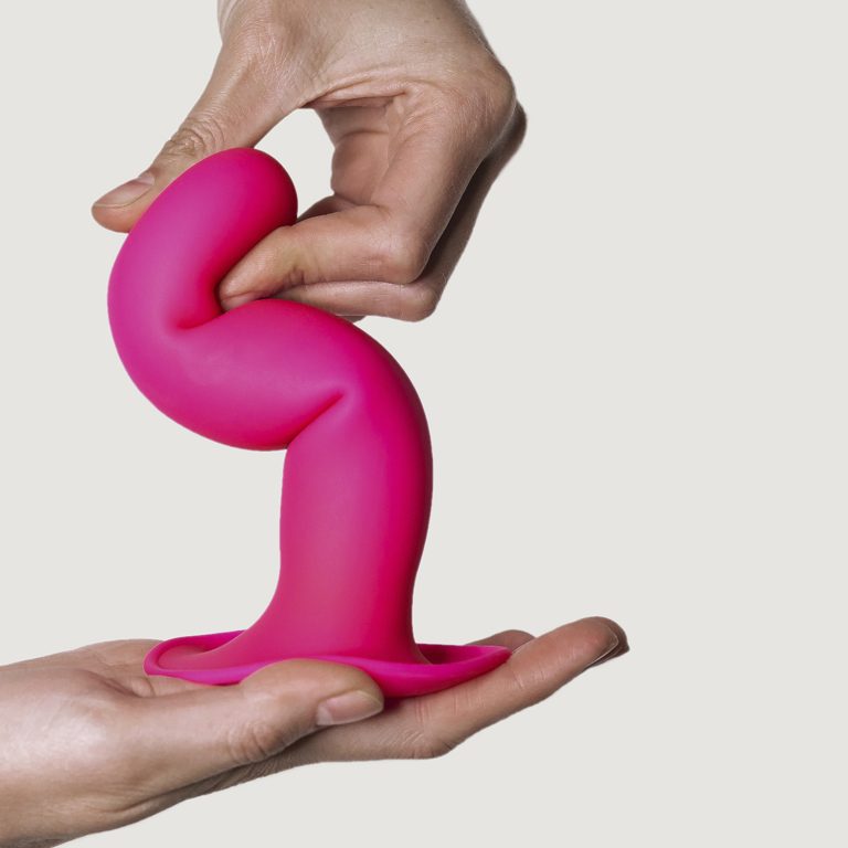 Dildo rozi 17,5 cm - Hitsens 4 prikat fleksibilnosti u ljudskoj ruci