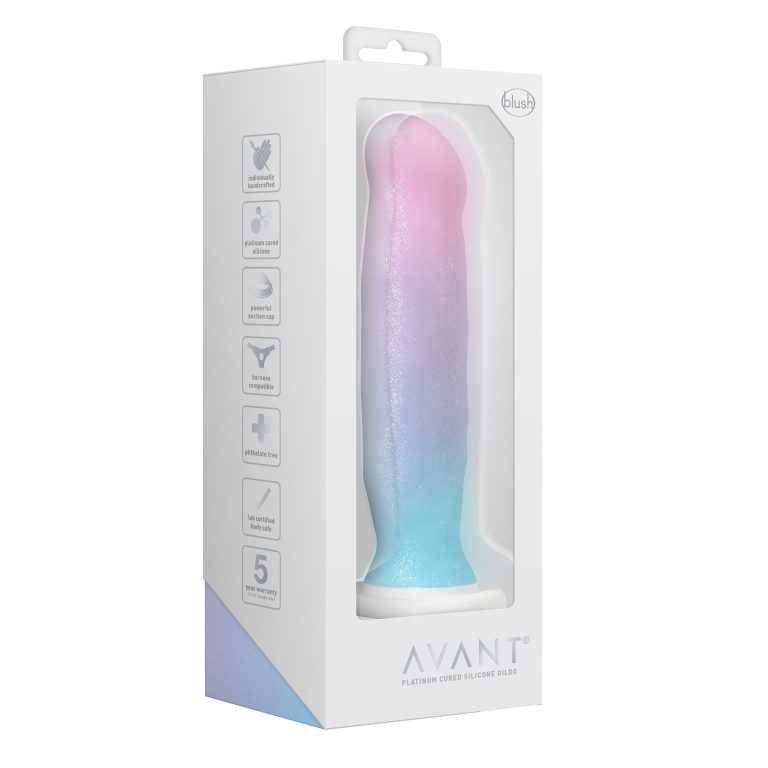 Dildo 19 cm - Avant Lucky prikazan u ambalaži